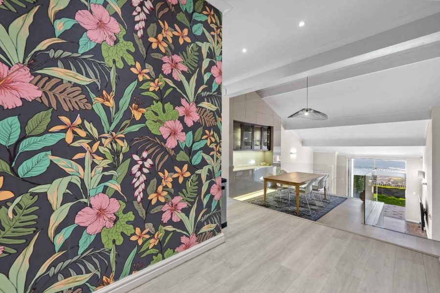 To Let 3 Bedroom Property for Rent in Camps Bay Western Cape